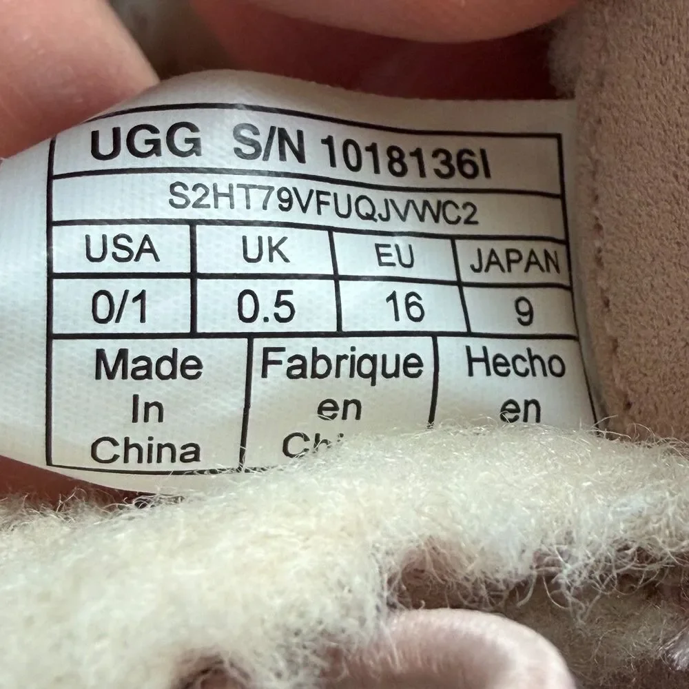 UGG Size 0/1 Lemmon Infant‎ Girl Baby Pink Suede & Sheepskin Bootie (0-6 Months)